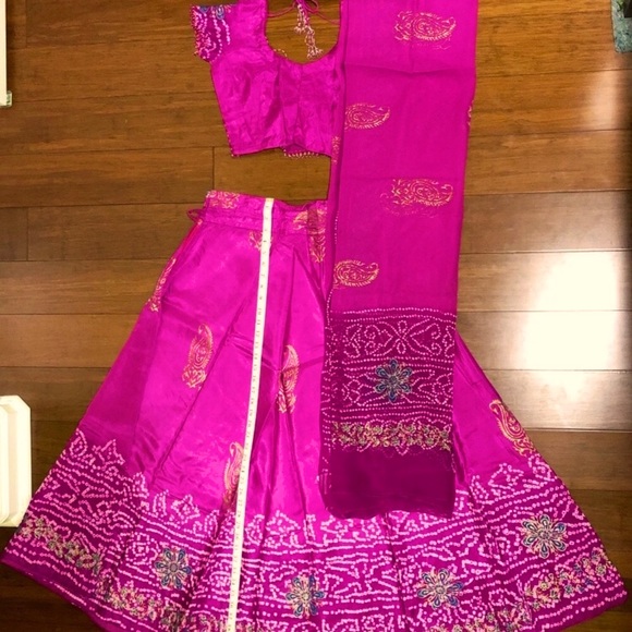 Other - Bollywood paisley print hot pink bandhani lehenga